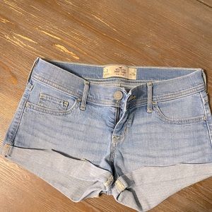 Hollister Jean shorts